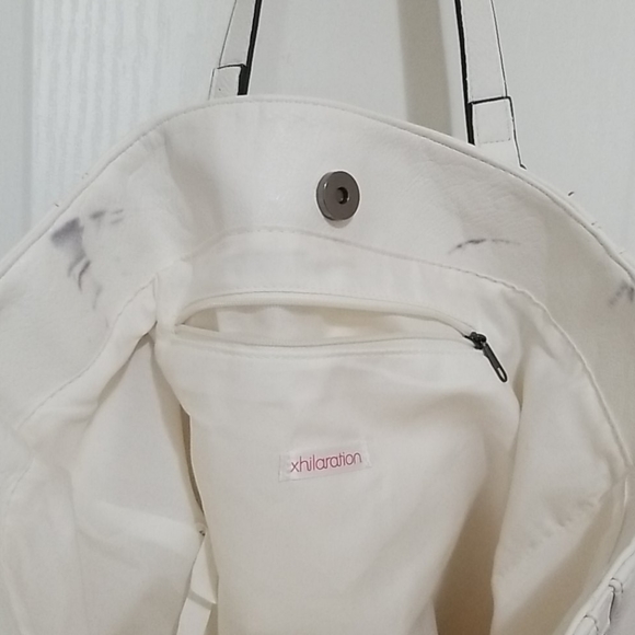 Xhilaration tore bag - Picture 4 of 7
